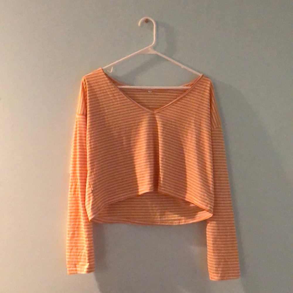 yellow long sleeve crop top